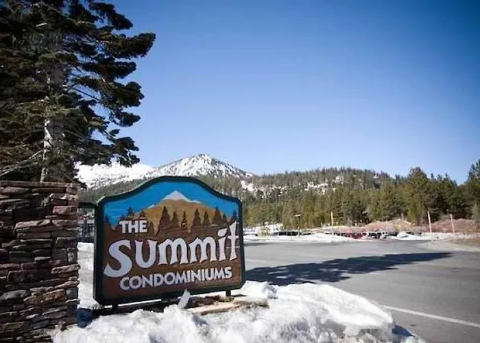 Summit By 101 Great Escapes