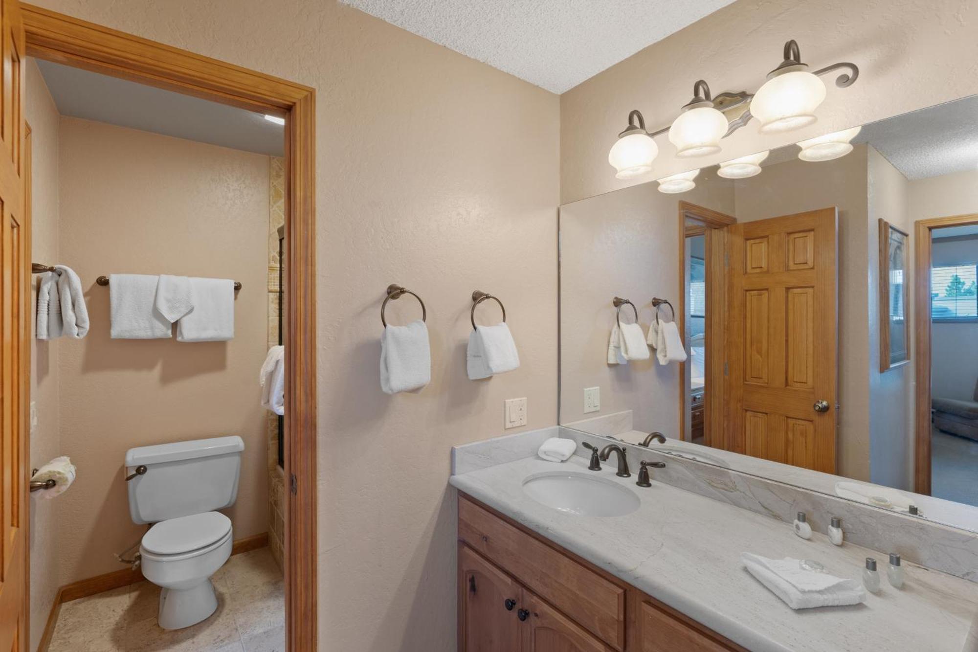 Summit By 101 Great Escapes * Mammoth Lakes